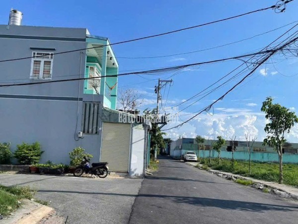 Bán đất trong đường nhánh 9 mét,  Đường trung lập, xã Trung Lập Thượng, Củ Chi. Giá 1 tỷ 3 Chủ nhà