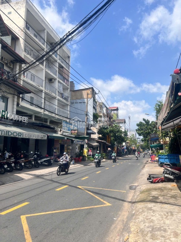 BÁN GẤP NHÀ MT KHUÔNG VIỆT TÂN PHÚ. NGÂN HÀNG ĐỊNH GIÁ 16.5 TỶ, CHỦ BÁN 15.9 TỶ
