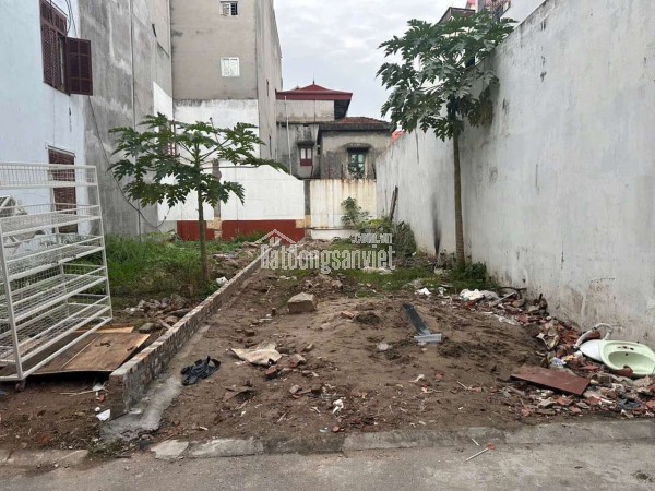 CẦN BÁN 39 M2 ĐÔNG DƯ - BÁT TRÀNG, GIÁ NHỈNH 4.X TỶ, LH 0985865658