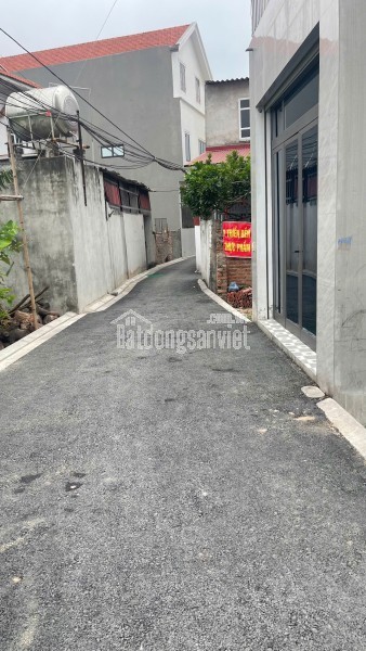 CẦN BÁN 39 M2 ĐÔNG DƯ - BÁT TRÀNG, GIÁ NHỈNH 4.X TỶ, LH 0985865658