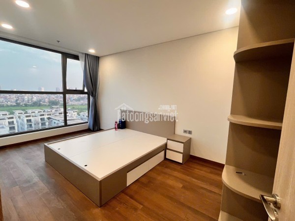 Bán đất tặng nhà Kẻ Tạnh - Giang Biên- Ô tô đỗ cổng- 58m hơn 4 tỷ