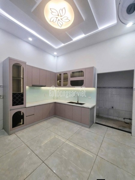 Bán nhà Phan Văn Hớn Hẻm Xe Hơi Thông, 4,5x22m, nhà 2 tầng chỉ  6 tỷ