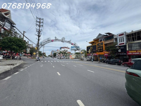 BÁN NHÀ MẶT ĐƯỜNG ĐẠI LỘ HÙNG VƯƠNG ( Đoạn rốc rệt ) PHƯỜNG NÔNG TRANG, TP. VIỆT TRÌ . LH