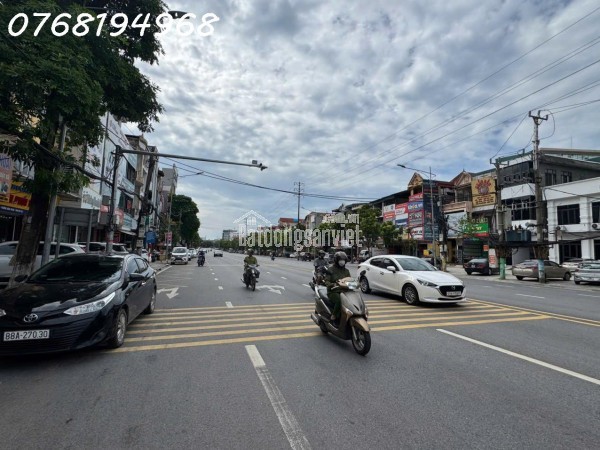 BÁN NHÀ MẶT ĐƯỜNG ĐẠI LỘ HÙNG VƯƠNG ( Đoạn rốc rệt ) PHƯỜNG NÔNG TRANG, TP. VIỆT TRÌ . LH