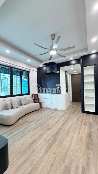 BÁN NHÀ TRUNG TÂM THẠCH BÀN – CỔ LINH  92M² × 6 TẦNG  GARA Ô TÔ  THANG MÁY