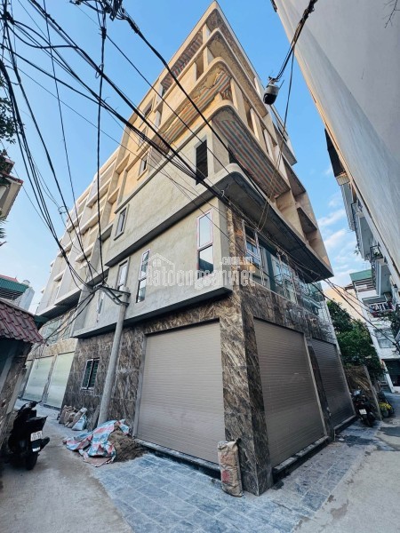 BÁN NHÀ TRUNG TÂM THẠCH BÀN – CỔ LINH  92M² × 6 TẦNG  GARA Ô TÔ  THANG MÁY