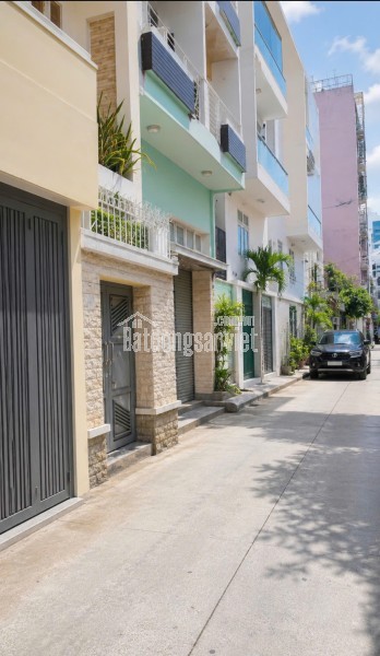 Mặt tiền Thành Thái Quận 10 - 5 tầng BTCT - 6 phòng ngủ - giá trị khai thác nổi bật