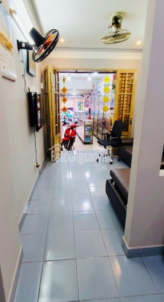 Mặt tiền Thành Thái Quận 10 - 5 tầng BTCT - 6 phòng ngủ - giá trị khai thác nổi bật