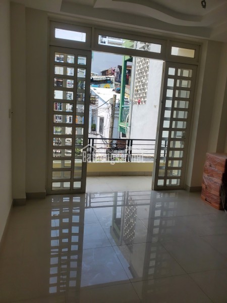 Cho thuê nhà 222/4 Võ Thành Trang P11 QTân Bình 1 trệt 2 lầu