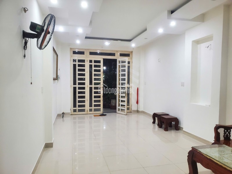 Cho thuê nhà 222/4 Võ Thành Trang P11 QTân Bình 1 trệt 2 lầu