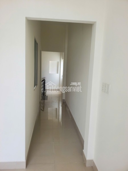 Cho thuê nhà 222/4 Võ Thành Trang P11 QTân Bình 1 trệt 2 lầu