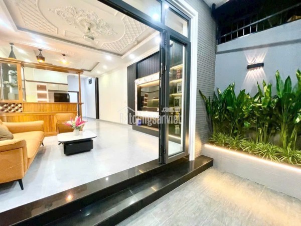 TUẤN 0375232392  - HÀNG HIẾM NHÀ ĐẸP 3 TẦNG -  HẺM NHỰA 8M