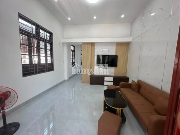 BÁN NHÀ CẤP 4 FULL NỘI THẤT – CHỈ XÁCH VALI VÀO Ở!