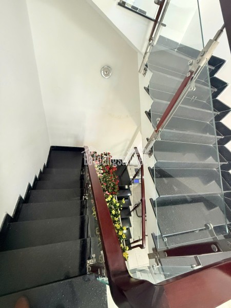 Bán Gấp Căn Góc 2 MT Lạc Long Quân, Phường 5, Quận 11