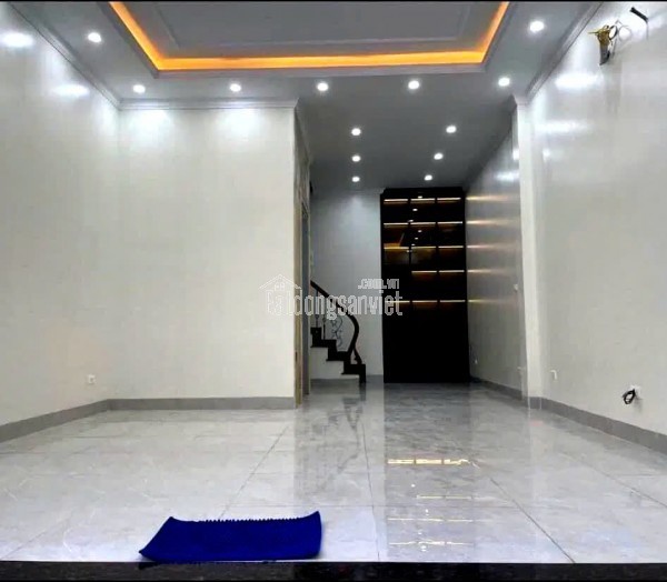 NHÀ NGỌC KHÁNH -BA ĐÌNH,40M2,5 TẦNG, MẶT TIỀN 4M,9.1 TỶ.10M R ĂMTJ PHỐ.