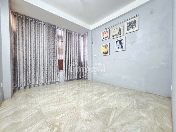 Bán Nhà LK KBT, Trịnh Đình Cửu, KĐT Định Công giá 6,2 Tỷ 26m2 3,3mt