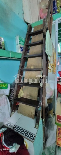 Bán nhà cấp 4 suốt có 1 gác gỗ ngay trung tâm Đầm Sen Q11