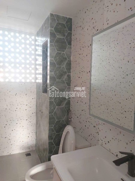 NGUYÊN HỒNG – NGUYÊN VƯỜN HỒNG BÌNH, CẦN BÁN  NHÀ ,PHƯỜNG 11 – BÌNH THẠNH