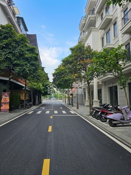 HÀNG HIẾM QUẬN ĐỐNG ĐA BÁN  TÒA NHÀ PHỐ XÃ ĐÀN 100M2 - 9 TẦNG DÒNG TIỀN - PCCC & HOÀN CÔNG ĐẦY ĐỦ
