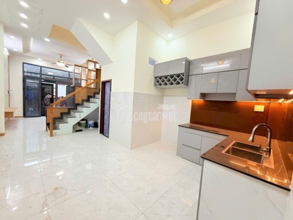 Bán nhà 4 tầng, đường 494 Tăng Nhơn Phú A, Quận 9, Thủ Đức, TP HCM. DT  50m2, sổ hồng riêng. Giá