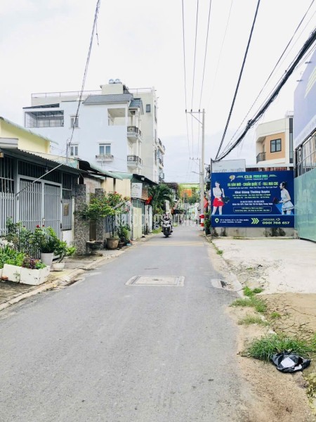 ĐẦU TƯ SINH LỜI - Chính Chủ Bán đất nông nghiệp tại xã Long Khánh, Bến Cầu, Tây Ninh