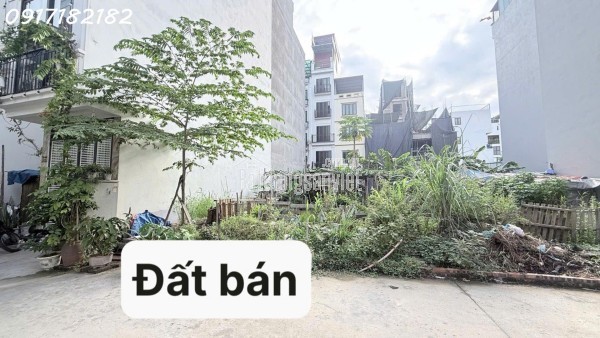 238m² – Ngọc Thuỵ – MT 40m – 3 tầng – Giá 230 tỷ