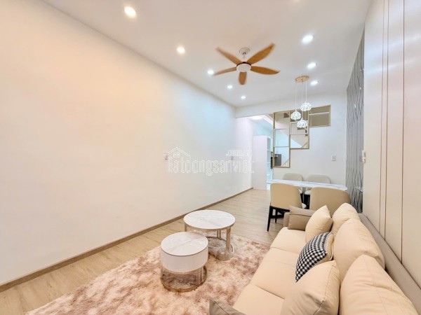 NHÀ ĐẸP CẦN BÁN 371 NGUYỄN DUY DƯƠNG QUẬN 10 ,TPHCM