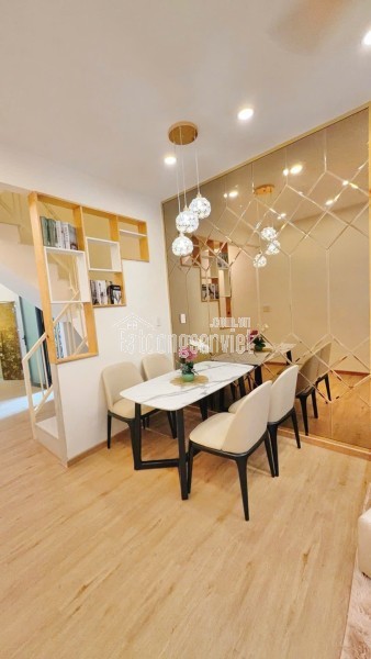 NHÀ ĐẸP CẦN BÁN 371 NGUYỄN DUY DƯƠNG QUẬN 10 ,TPHCM