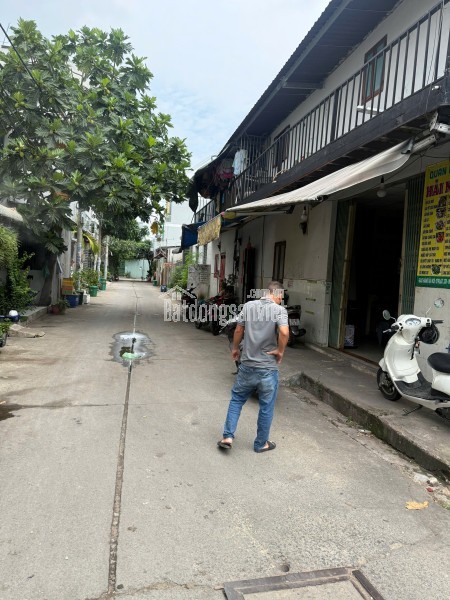 Sang Nhượng Quán 2 mặt tiền Ao Đôi, Bình Hưng Hòa, Bình Tân