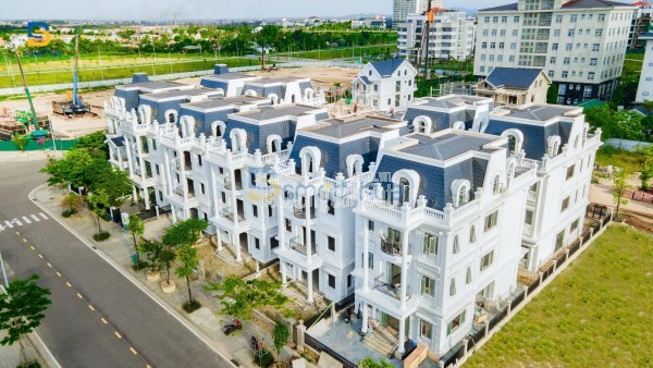 Biệt thự 04 tầng ngay Quảng trường Hành chính Công Tố Hữu, TP. Huế - Giá 45 triệu/tháng
