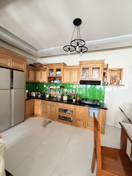 Bán nhà 5 tầng 112m2 đường Nguyễn Tư Nghiêm, Bình Trưng Tây, Q2, Thủ Đức, TP HCM. Giá 15.45  tỷ.