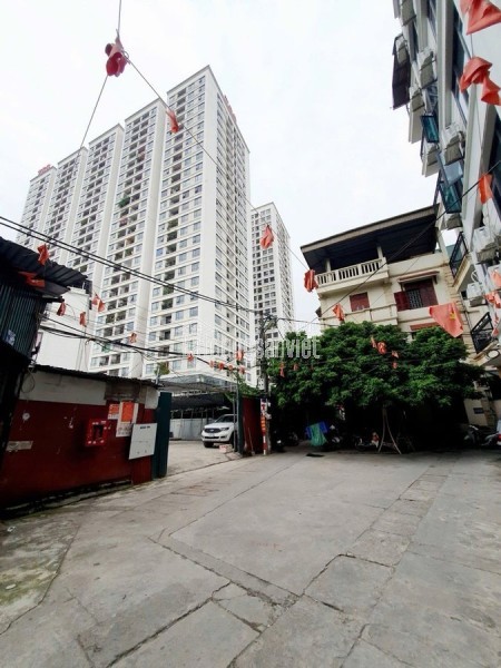 CHUNG CƯ NGOẠI GIAO ĐOÀN 130M 3PN FULL ĐẸP GIÁ ĐẦU TƯ