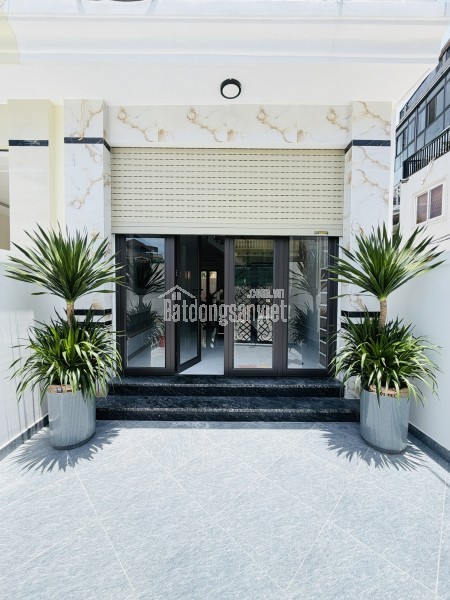 Nhà đẹp gần Vinhomes Imperia Hồng Bàng 4 tầng full nội thất, ô tô đõ cửa