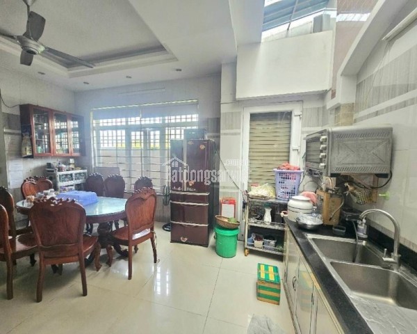 Bán nhà 4 tầng 60m2 đường số 5, Linh Tây, Thủ Đức, TP HCM. sổ hồng riêng. Giá 8,9 tỷ.