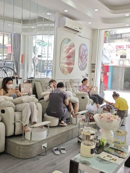 Cần sang nhượng tiệm nail và gội đầu đang hoạt động ổn định trên đường Bùi Thị Lùng, Hóc Môn Giá