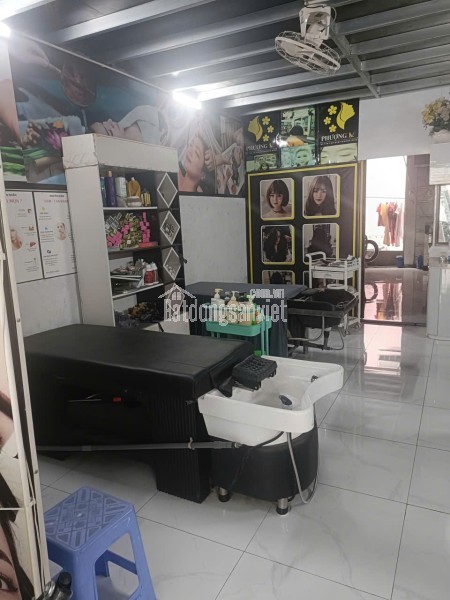 Cần sang nhượng tiệm nail và gội đầu đang hoạt động ổn định trên đường Bùi Thị Lùng, Hóc Môn Giá