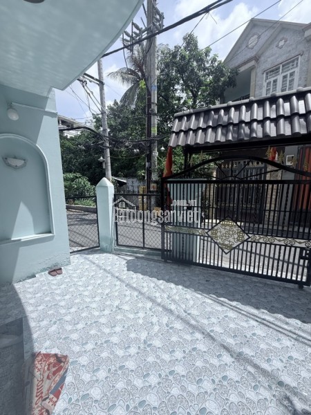 Bán nhà 85m2 , 2 tầng, 3PN tại đường số 34, Linh Đông, Thủ Đức. TP HCM, SHR. Giá 5,69  tỷ.