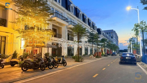 GIÁ 7Tyx NHÀ 04 TẦNG 09 PHÒNG TRUNG TÂM TP HUẾ, ĐANG KINH DOANH MÙA CAO ĐIỂM DOANH THU 120TR/THÁNG