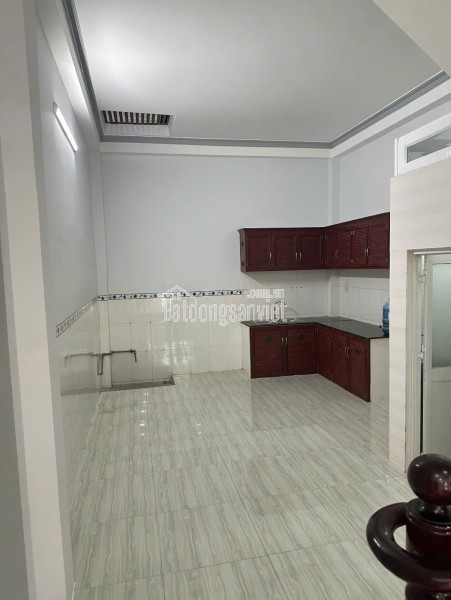 Bán nhà ngon hẻm xe hơi 8m to đẹp TL57, 4x14m, 2T đang cho thuê 5.5tr/th, chỉ nhỉnh 4Tỷ