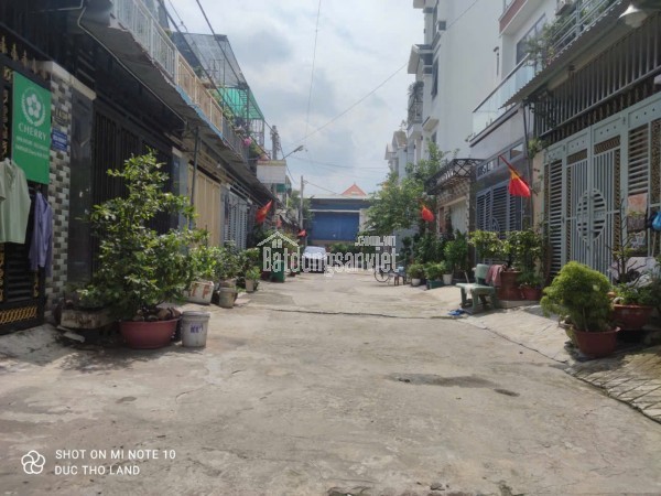 Bán nhà ngon hẻm xe hơi 8m to đẹp TL57, 4x14m, 2T đang cho thuê 5.5tr/th, chỉ nhỉnh 4Tỷ