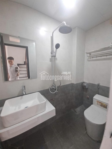 Bán nhà Ngọc Hồi - Hoàng Liệt, 57m² x 4,5 tầng, giá 7,4 tỷ.