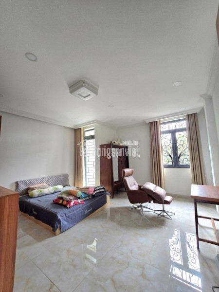 Bán nhà  đường số 10, Linh Xuân, Thủ Đức, TP HCM. DT  80m2, 2 tầng, sổ hồng riêng, giá 6,68  tỷ.