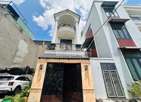 Bán nhà  đường số 10, Linh Xuân, Thủ Đức, TP HCM. DT  80m2, 2 tầng, sổ hồng riêng, giá 6,68  tỷ.
