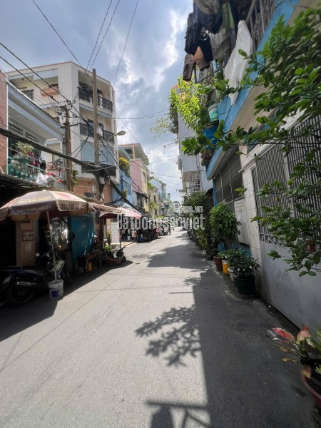 BÁN GẤP NHÀ HẺM XE HƠI LÊ THỊ RIÊNG TRUNG TÂM QUẬN 1