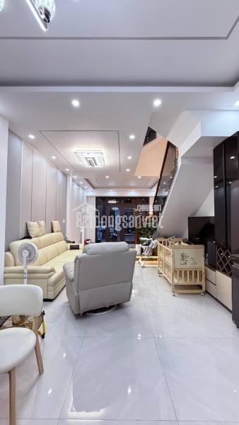 SIÊU PHẨM NHÀ ĐẸP 4 TẦNG ĐỘC LẬP TẠI PHÂN LÔ HỒ ĐÁ – HỒNG BÀNG, HẢI PHÒNG