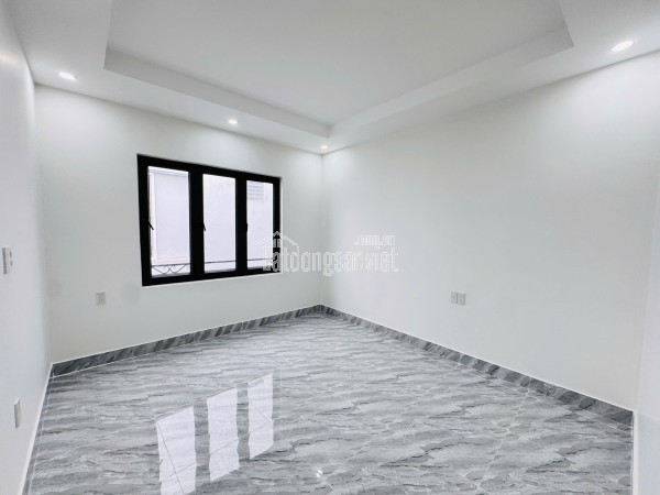 Nhà đẹp 4 tầng tái định cư Vinhomes( chợ hoa quả) Hồng Bàng gần công viên