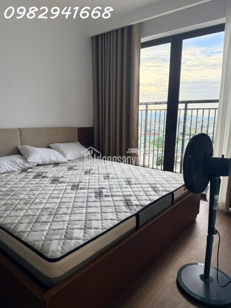 Cho thuê căn hộ Vista Residence 82m2, 2PN view pháo hoa đẳng cấp giữa trung tâm Đà Nẵng