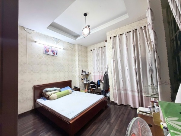 Bán nhà 4 tầng, 50m2, đường Nguyễn Duy Trinh, Q9, Thủ Đức, TP HCM,  sổ hồng riêng, giá 5,19  tỷ.