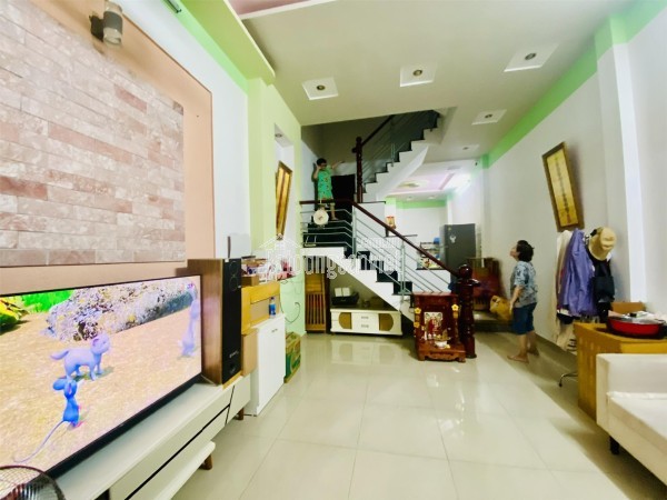 BÁN NHÀ MẶT TIỀN SỐ 1 CŨ, DT : 122/138M3, 4 TẦNG, 6 PHÒNG, CHỈ 19 TỶ TL.
