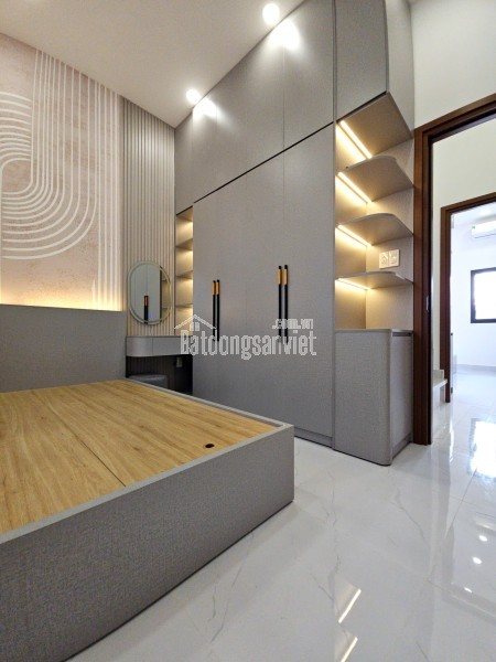 Bán nhà  mặt tiền xe hơi  trung tâm Q7 tân hưng 

Ngang 4 dài 13 m

Chỉ 6 tỷ có dòng tiền